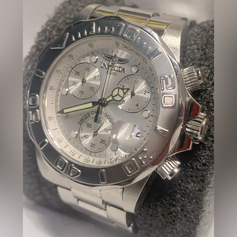 SOLD !!  Invicta 0071 Pro Diver Chronograph Stainless Steel Men Watch - Silver